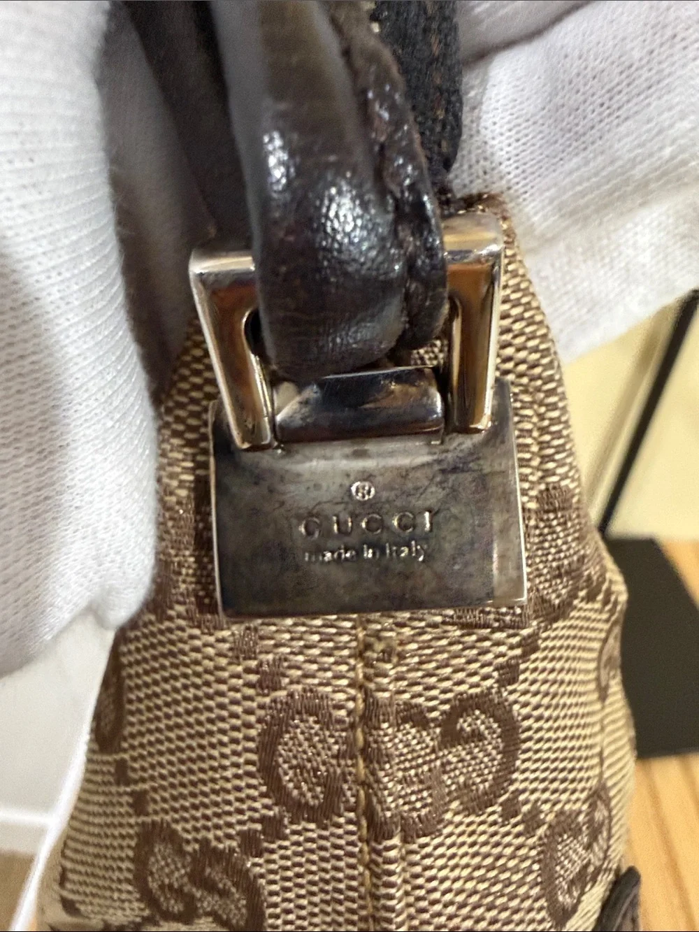 💯% Authentic Gucci Brown GG Canvas Shoulder Bag with dark brown leather Trim